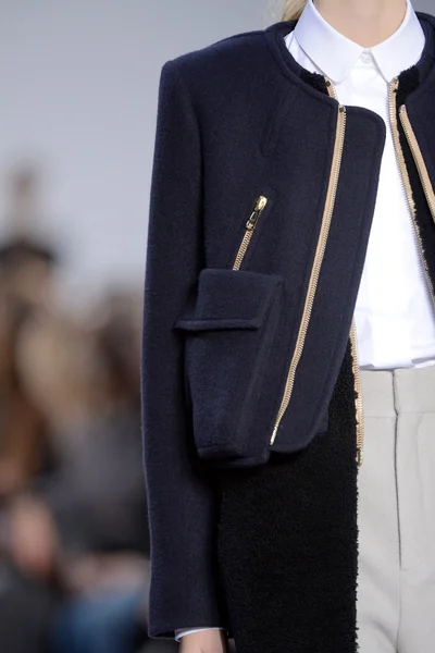 Look 35